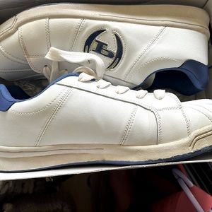 Mens Vintage Phat Farm sneakers size 9.5